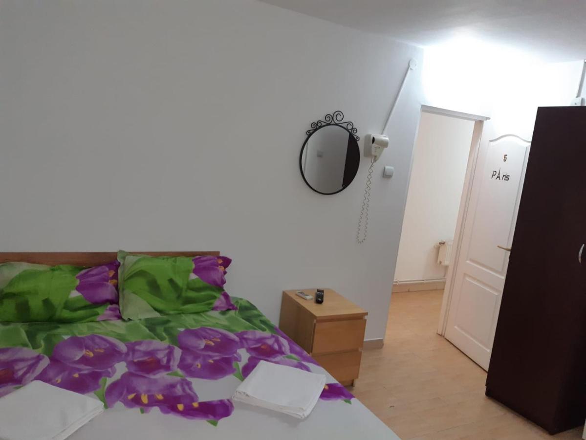 B&B Duo Caffe Букурещ Екстериор снимка